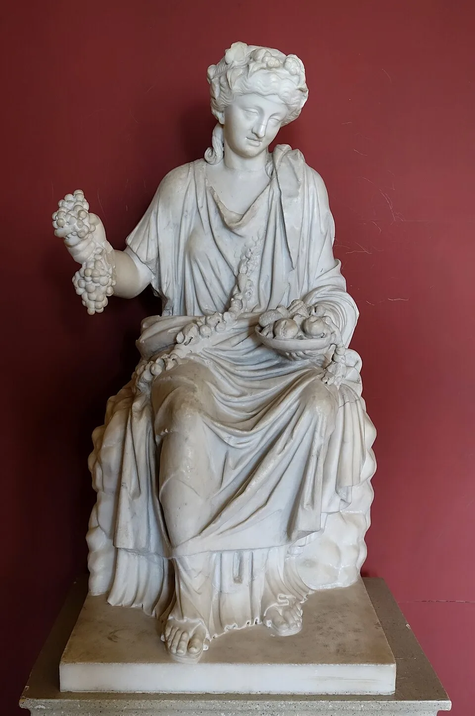 Depiction of Pomona by Daderot